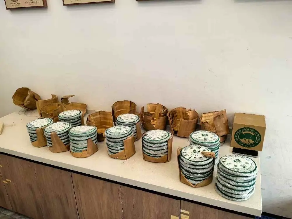365普洱茶回收网回收大益茶